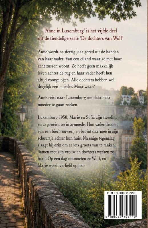 Achterkant van Anne in Luxemburg