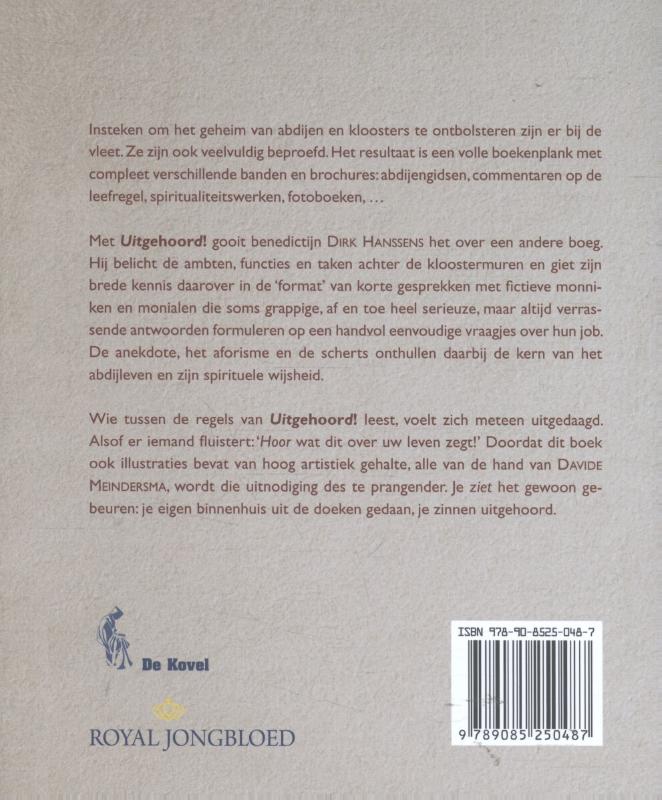 Achterkant van Uitgehoord!