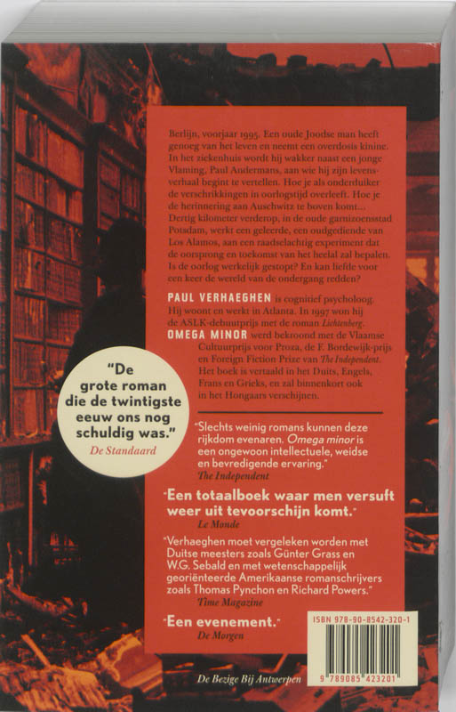 Achterkant van Omega minor