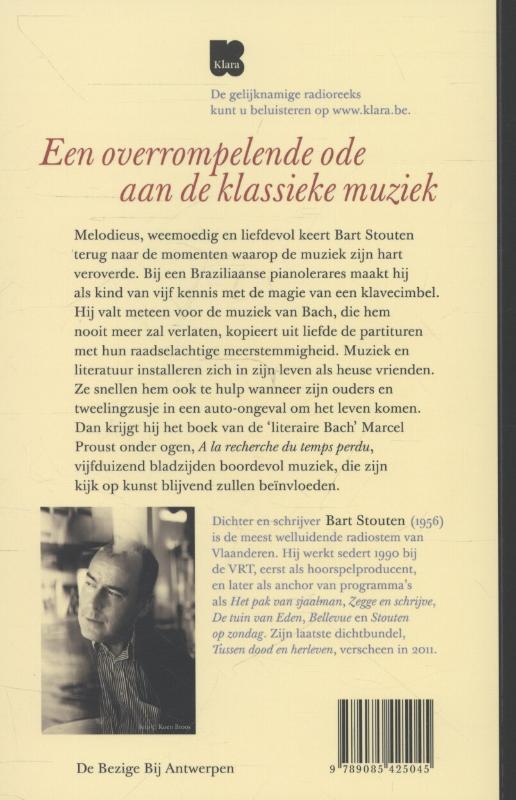 Achterkant van Kersen eten om middernacht
