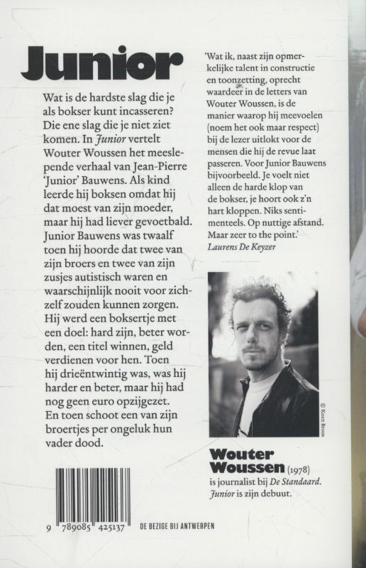 Achterkant van Junior