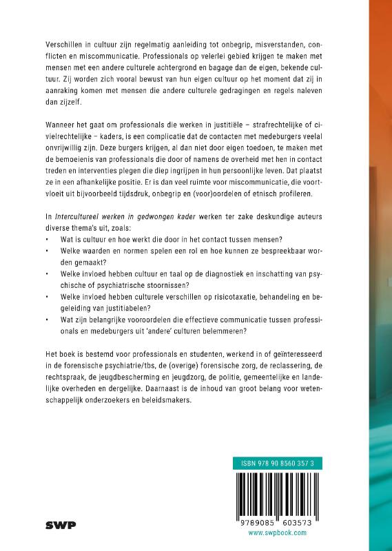 Achterkant van Intercultureel werken in gedwongen kader