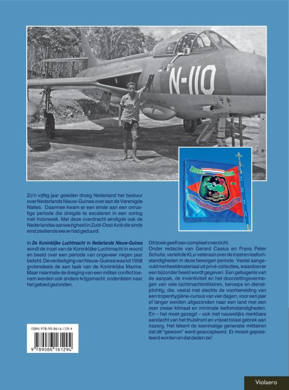 Achterkant van De Koninklijke Luchtmacht in Nederlands Nieuw Guinea