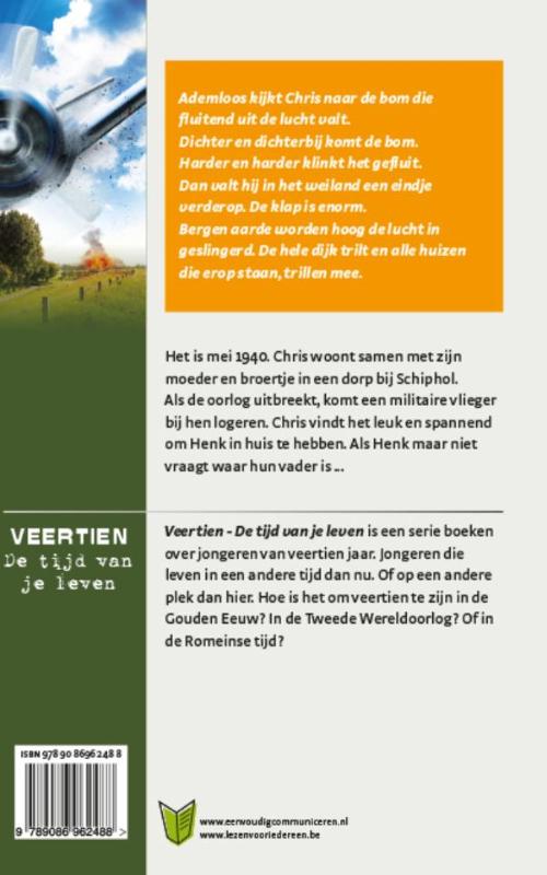 Achterkant van Een soldaat in huis