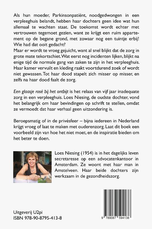 Achterkant van Een glaasje rose bij het ontbijt