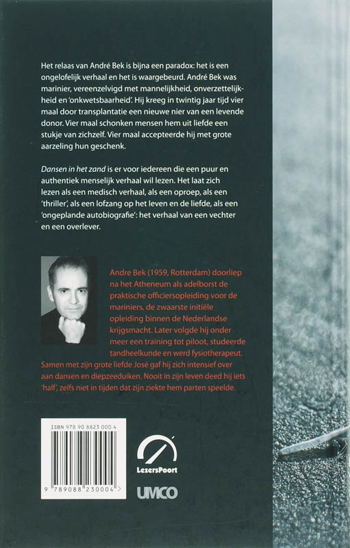 Achterkant van Dansen in het zand