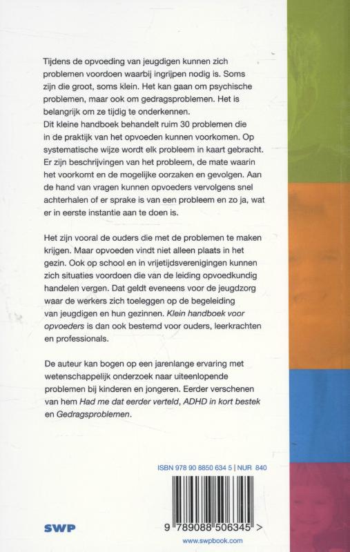 Achterkant van Klein handboek voor opvoeders