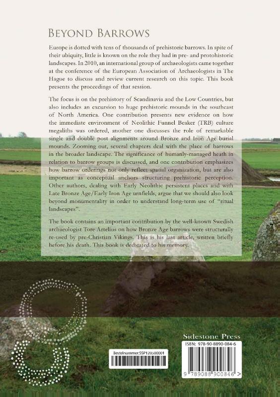 Achterkant van Beyond barrows