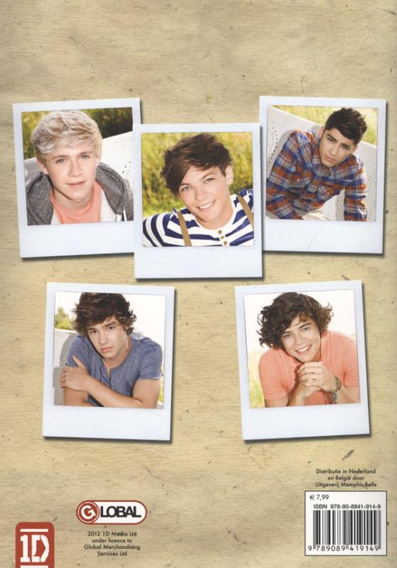 Achterkant van Het officiële one direction posterboek