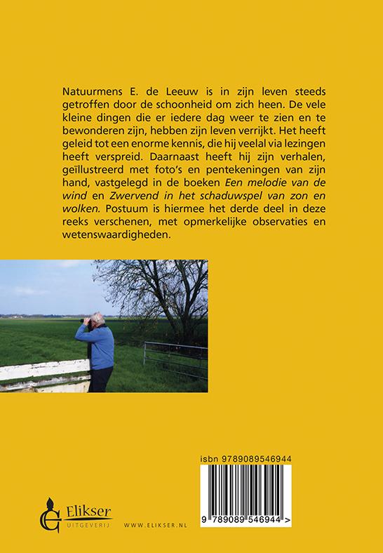 Achterkant van Langs wuivend riet en ruisende sparren