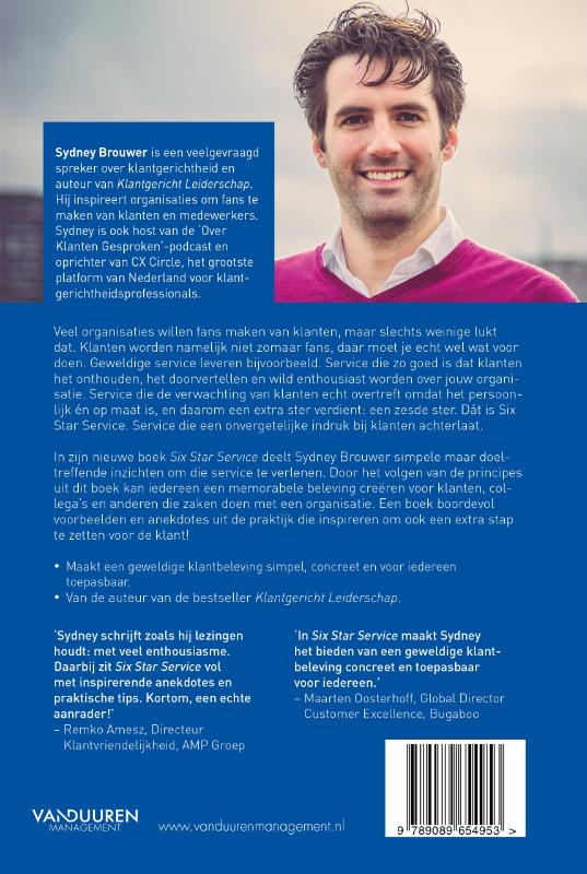 Achterkant van Six Star Service