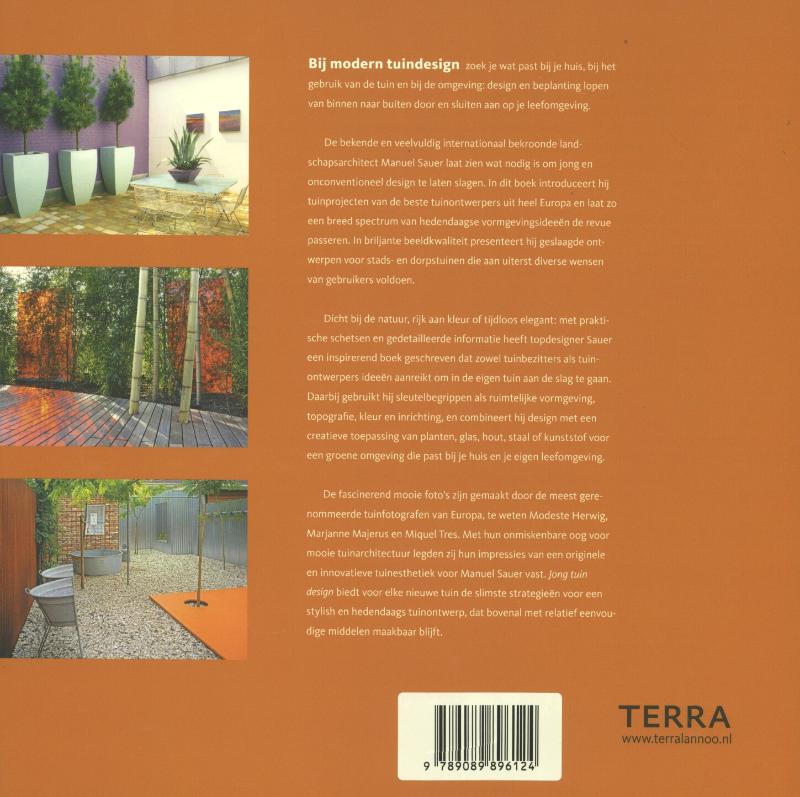 Achterkant van Jong tuin design