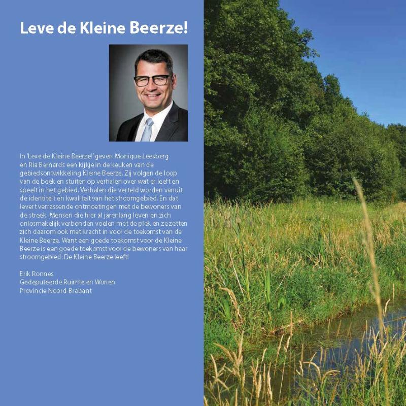 Achterkant van Leve de Kleine Beerze!