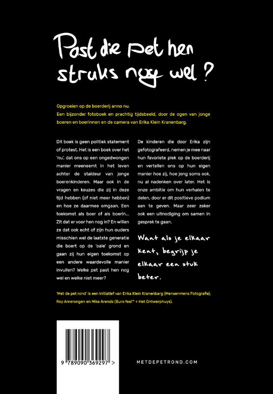 Achterkant van Met de pet rond