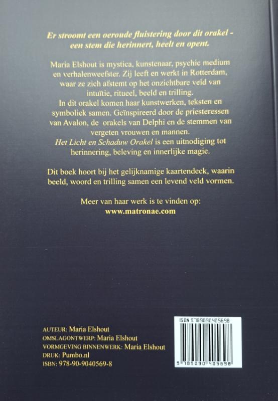 Achterkant van Maria Elshout Licht en Schaduw Orakel