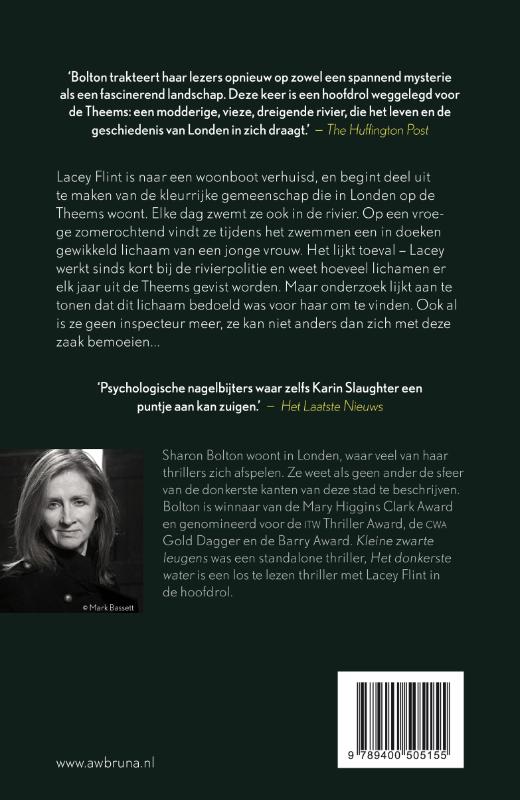 Achterkant van Het donkerste water