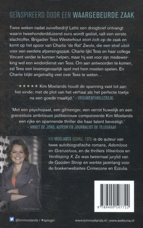 Achterkant van De vrouw in de spiegel