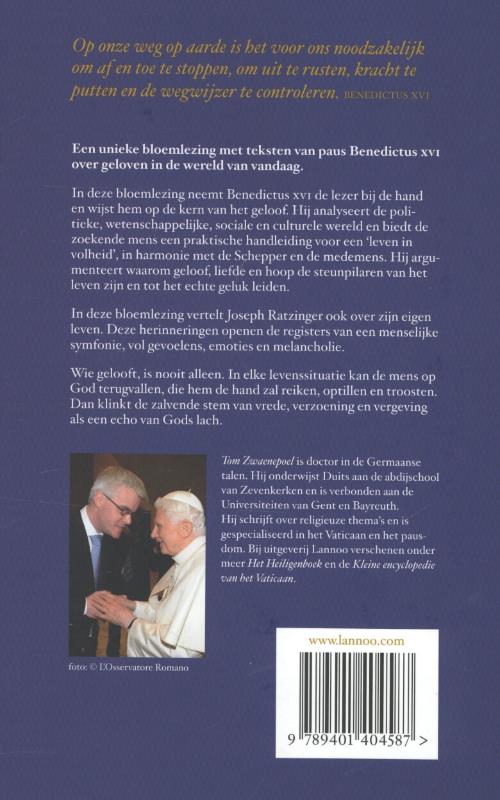 Achterkant van Wie gelooft is nooit alleen
