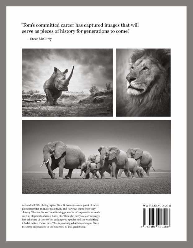Achterkant van True Wildlife