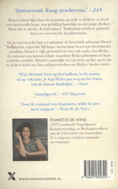 Achterkant van Rivka