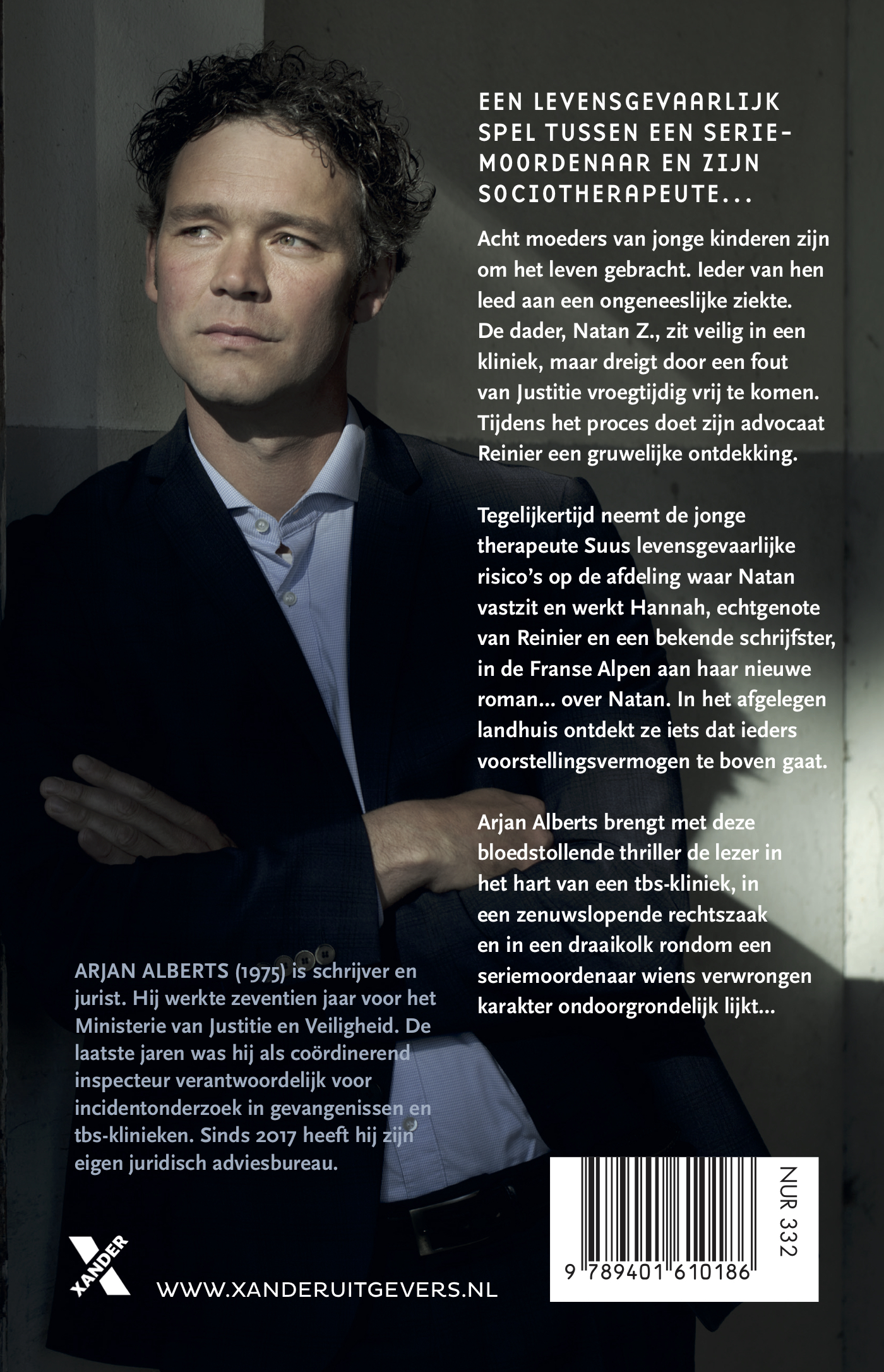 Achterkant van Natan Z.