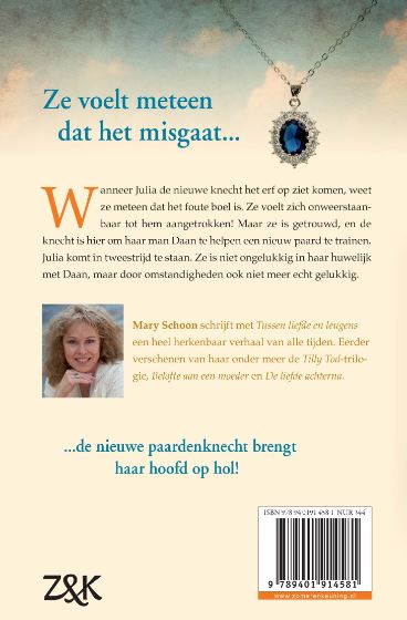 Achterkant van Tussen liefde en leugens