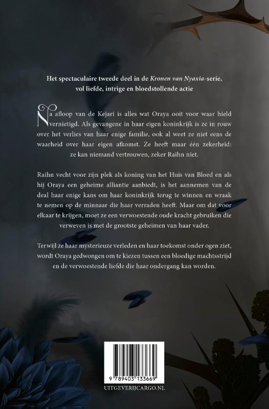 Achterkant van The Ashes and the Star Cursed King