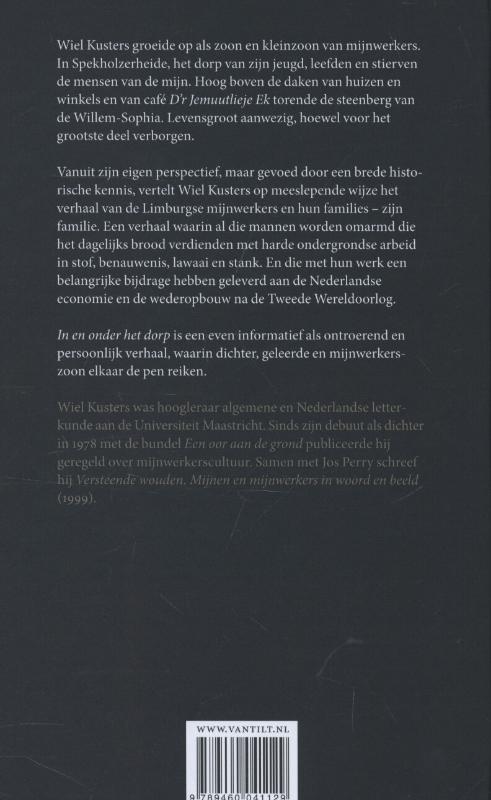Achterkant van In en onder het dorp