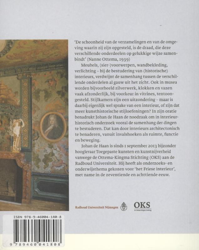 Achterkant van In scene gezet