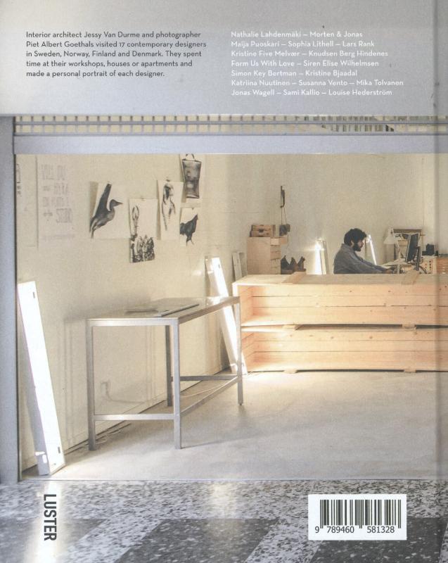 Achterkant van Scandinavian designers at work