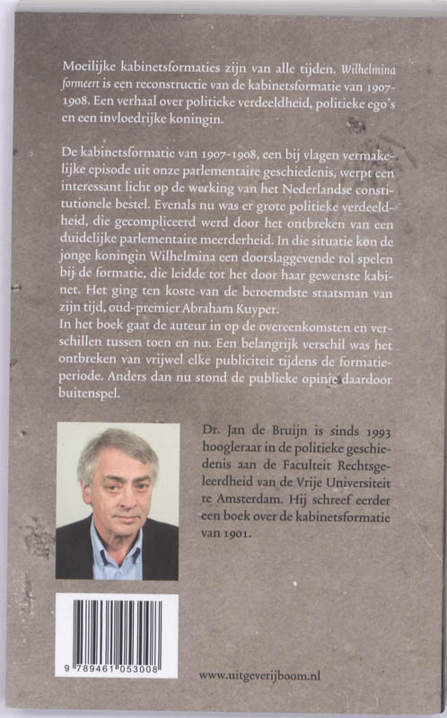 Achterkant van Wilhelmina formeert