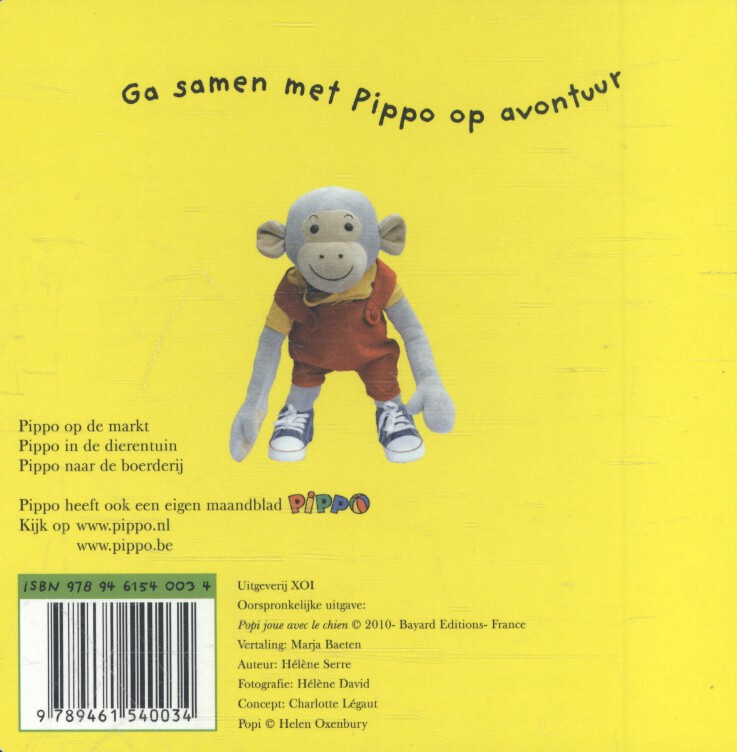 Achterkant van Pippo met de hond
