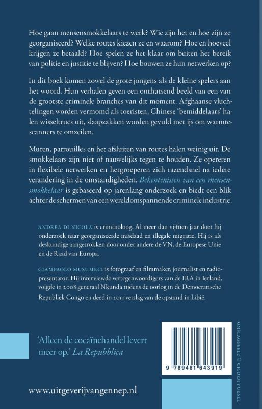 Achterkant van Bekentenissen van een mensensmokkelaar