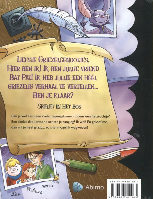 Achterkant van Skelet in het bos