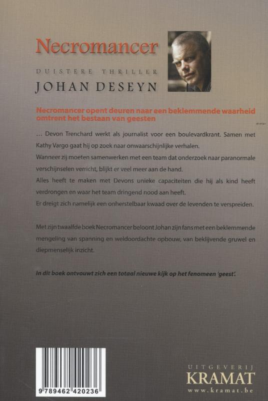 Achterkant van Necromancer