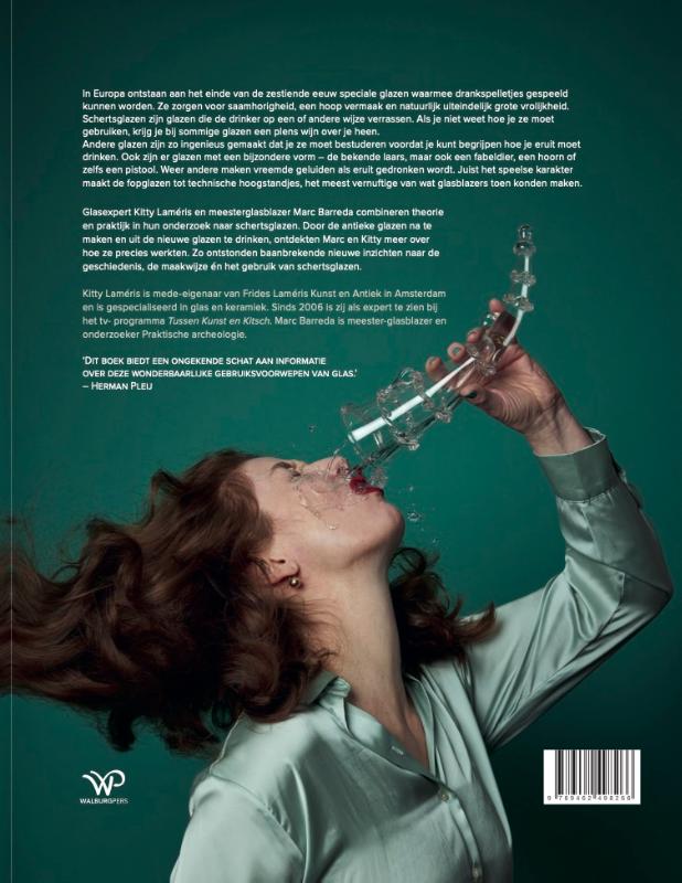 Achterkant van Schertsglazen