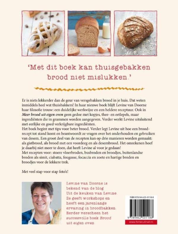 Achterkant van Meer brood uit eigen oven
