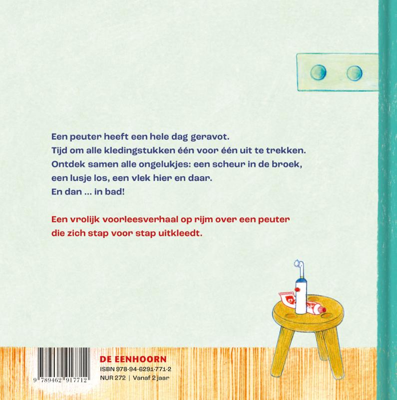 Achterkant van Tussen pet en pyjama