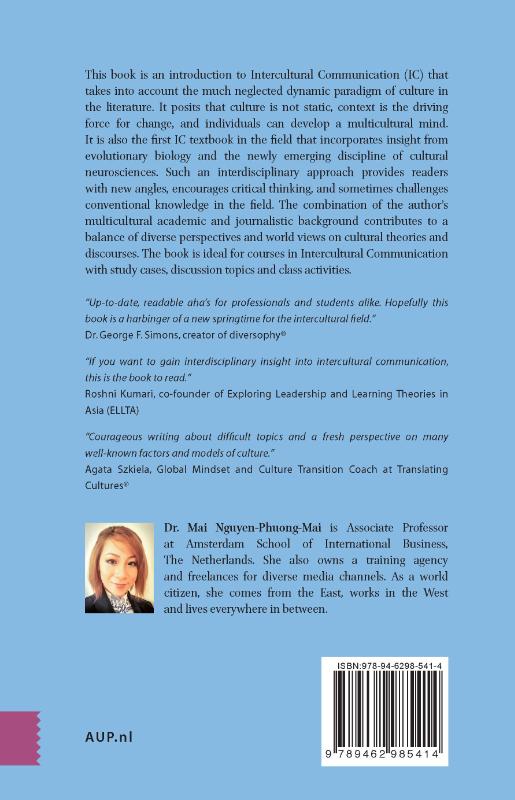 Achterkant van Intercultural Communication