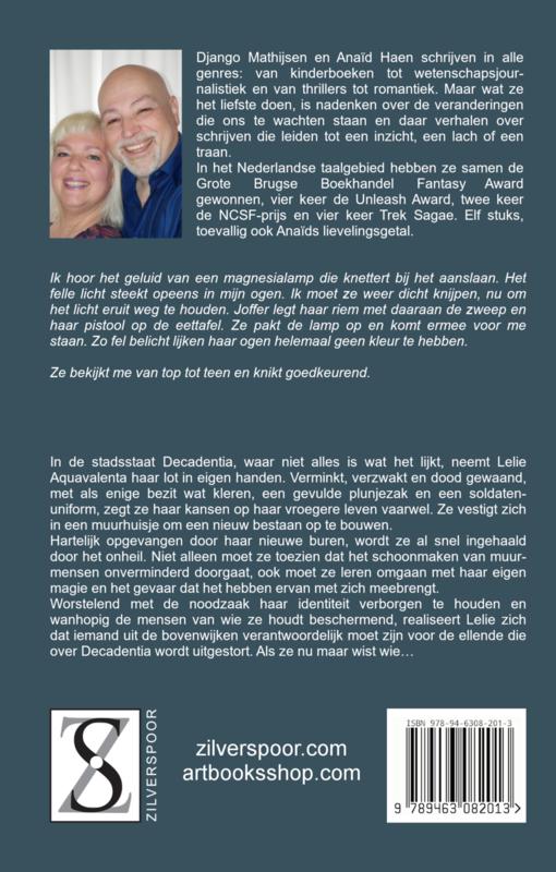 Achterkant van Maskerade