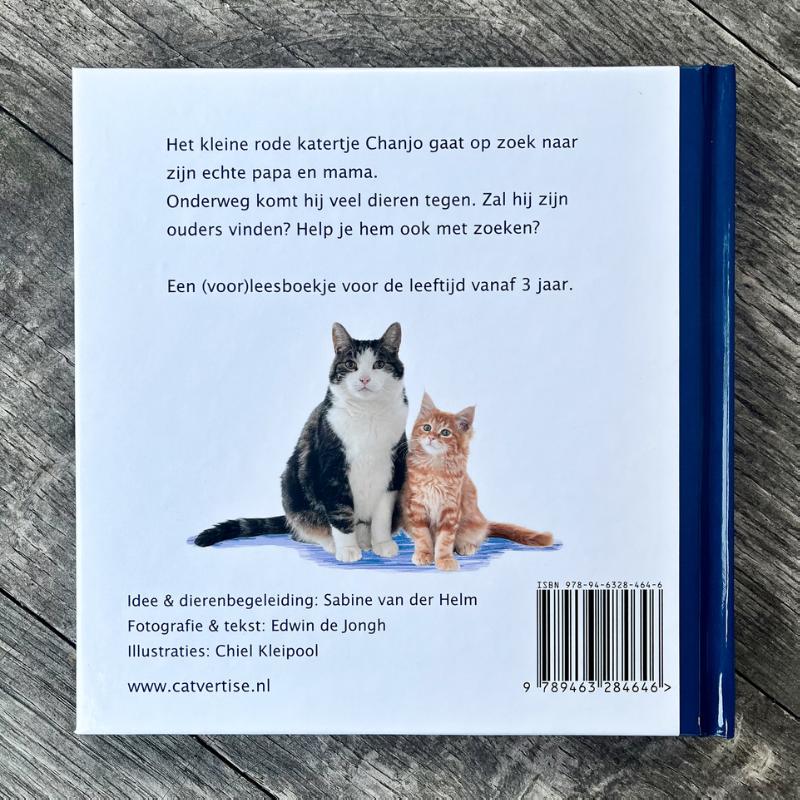 Achterkant van Chanjo zoekt zijn papa en mama