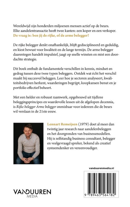Achterkant van Rijke belegger arme belegger