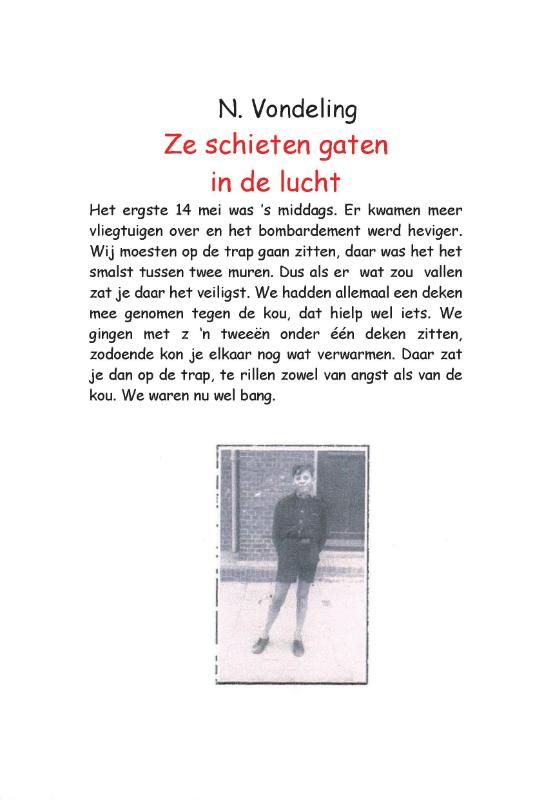 Achterkant van Ze schieten gaten in de lucht