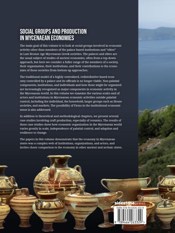 Achterkant van Social Groups and Production in Mycenaean Economies
