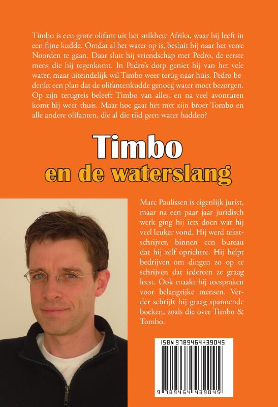 Achterkant van Timbo en de waterslang