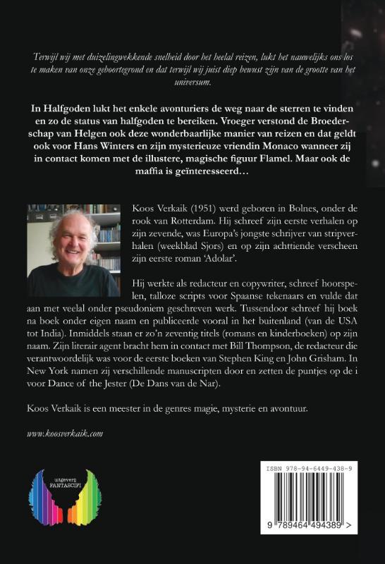 Achterkant van Halfgoden