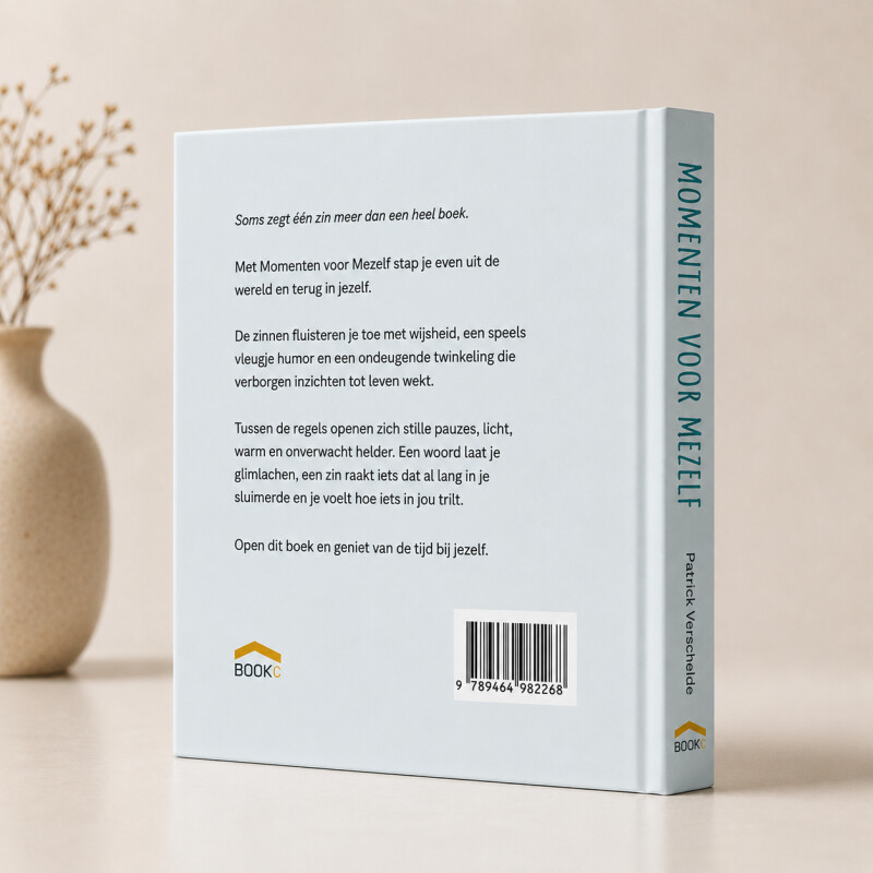 Achterkant van Momenten voor Mezelf