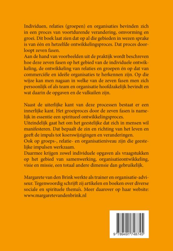 Achterkant van De zeven ontwikkelingsfasen van mens, relatie en organisatie