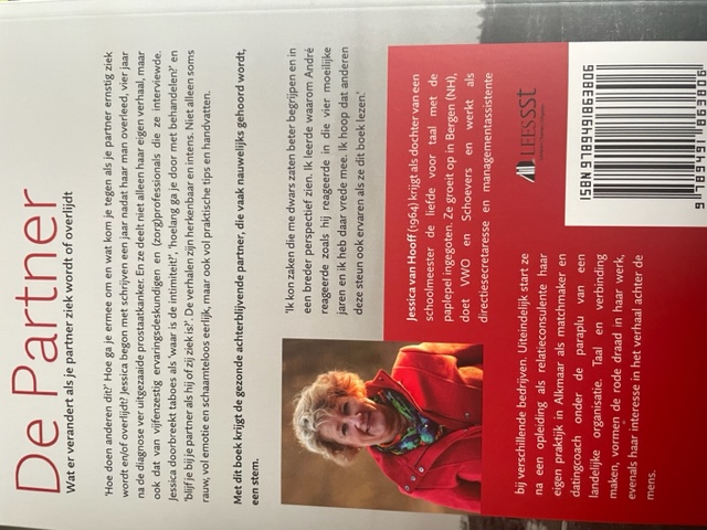 Achterkant van De partner