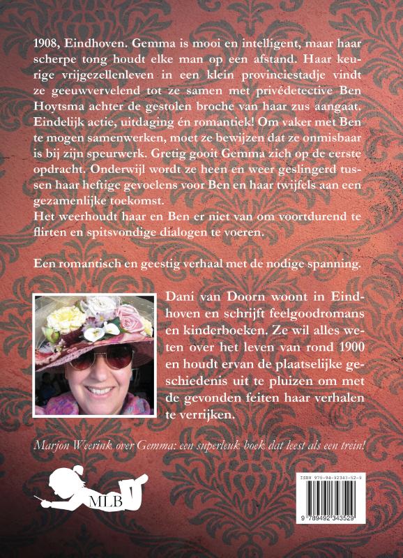 Achterkant van Gemma Latour